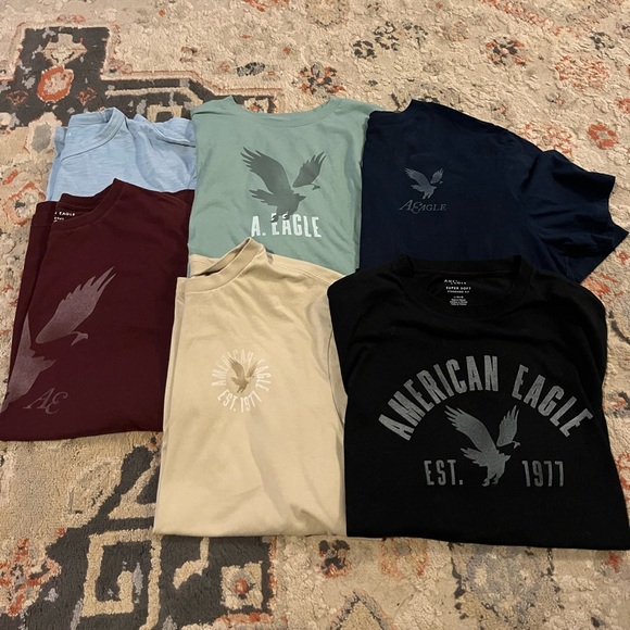 American Eagle Outfitters Men's T-Shirt Collection - Assorted Colors - Picture 1 of 3